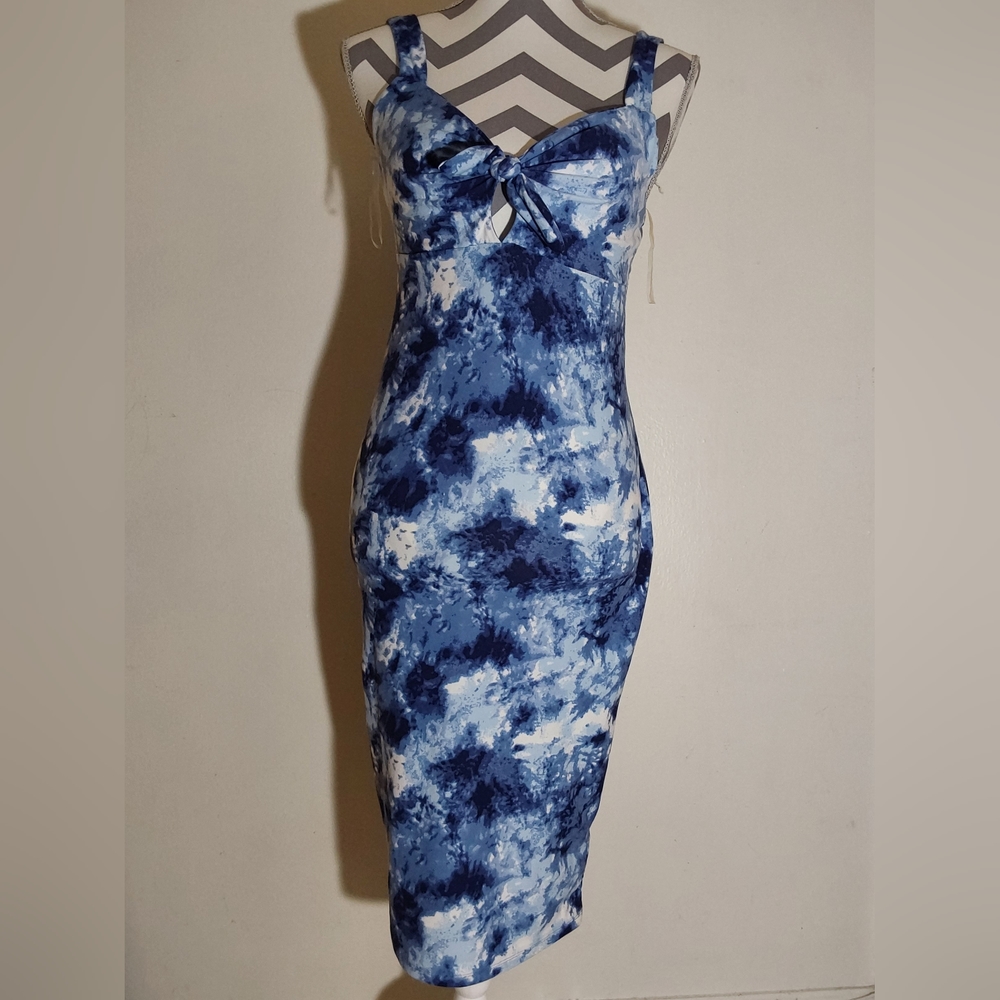 Ultra Flirt Women's Size Medium Blue Tie-Dyed Sleeveless Soft Bodycon Dress